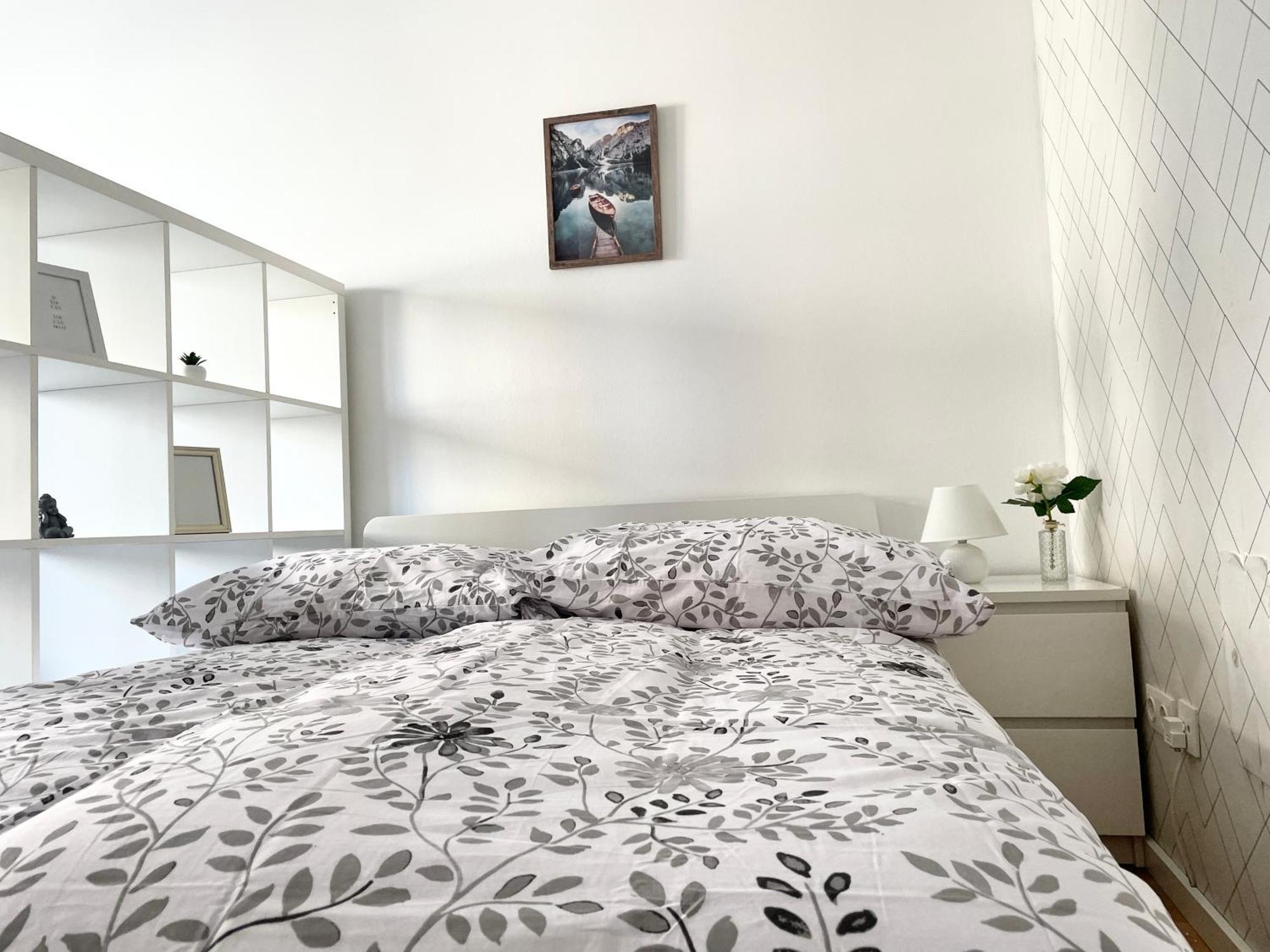 Large 2 Bedroom Close To Center * Wien